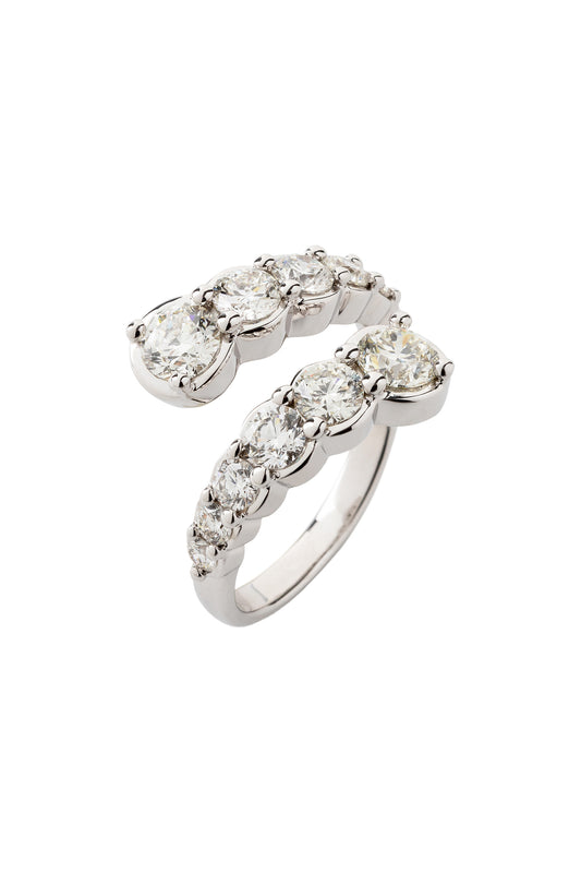 White diamond ring in 18k white gold
