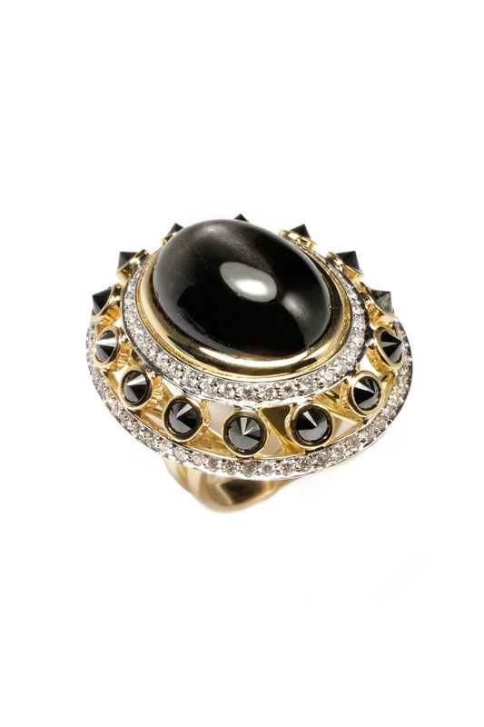 Black star ring with inverted black diamonds and white diamonds in 18k yellow gold